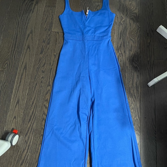 Romper size small - Picture 1 of 1